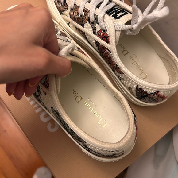 Walk ‘n’ Dior Floral Canvas Sneakers - Picture 5 of 9